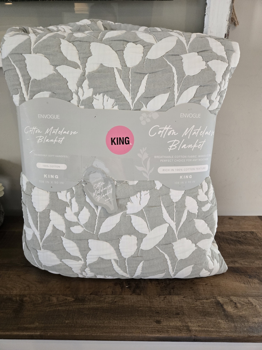 Envogue Cotton Matelasse Blanket Floral Tulip King